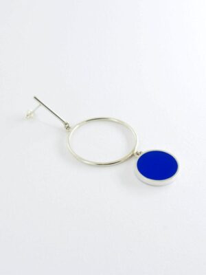 Minimal handcrafted fashion jewelry made from 925 Sterling Silver with geometric chunky shapes
