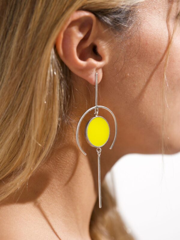 Minimal handcrafted fashion jewelry made from 925 Sterling Silver with geometric chunky shapes