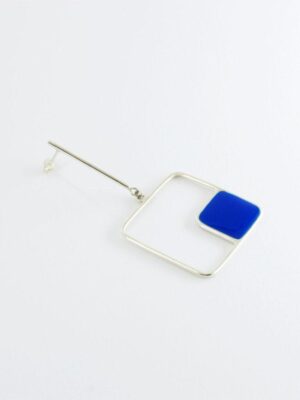 Minimal handcrafted fashion jewelry made from 925 Sterling Silver with geometric chunky shapes