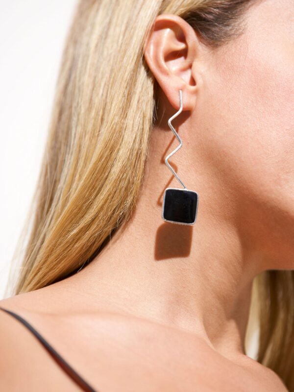 Minimal handcrafted fashion jewelry made from 925 Sterling Silver with geometric chunky shapes