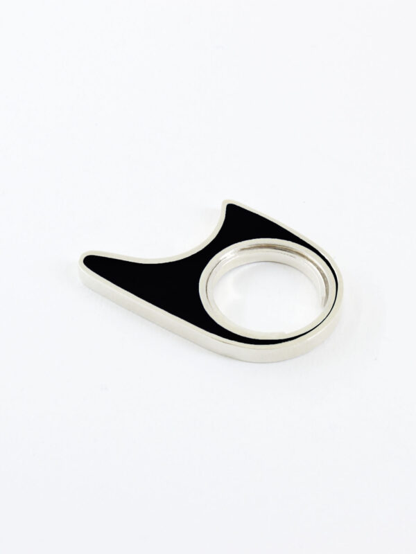 Gonji Ruby Silver Earrings black