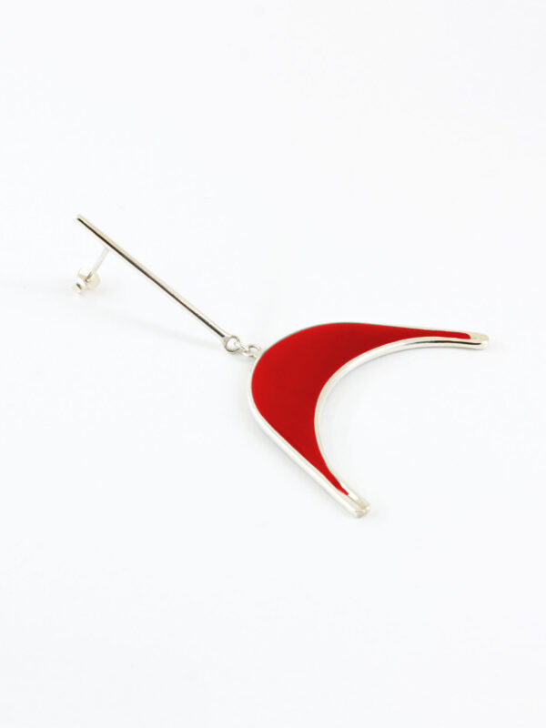 Minimal handcrafted fashion jewelry made from 925 Sterling Silver with geometric chunky shapes