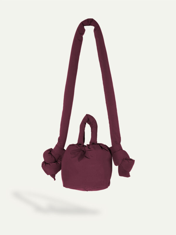 Gonji Dolme small puffer bags in Burgundy