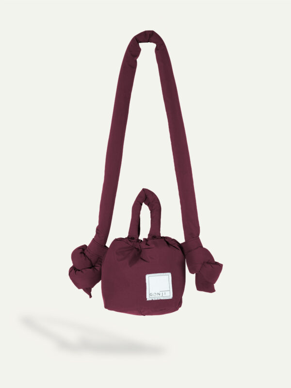 Gonji Dolme small puffer bags in Burgundy
