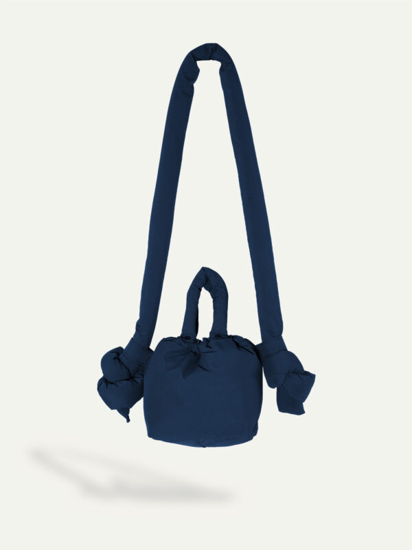 Gonji Dolme small puffer bags in Navy
